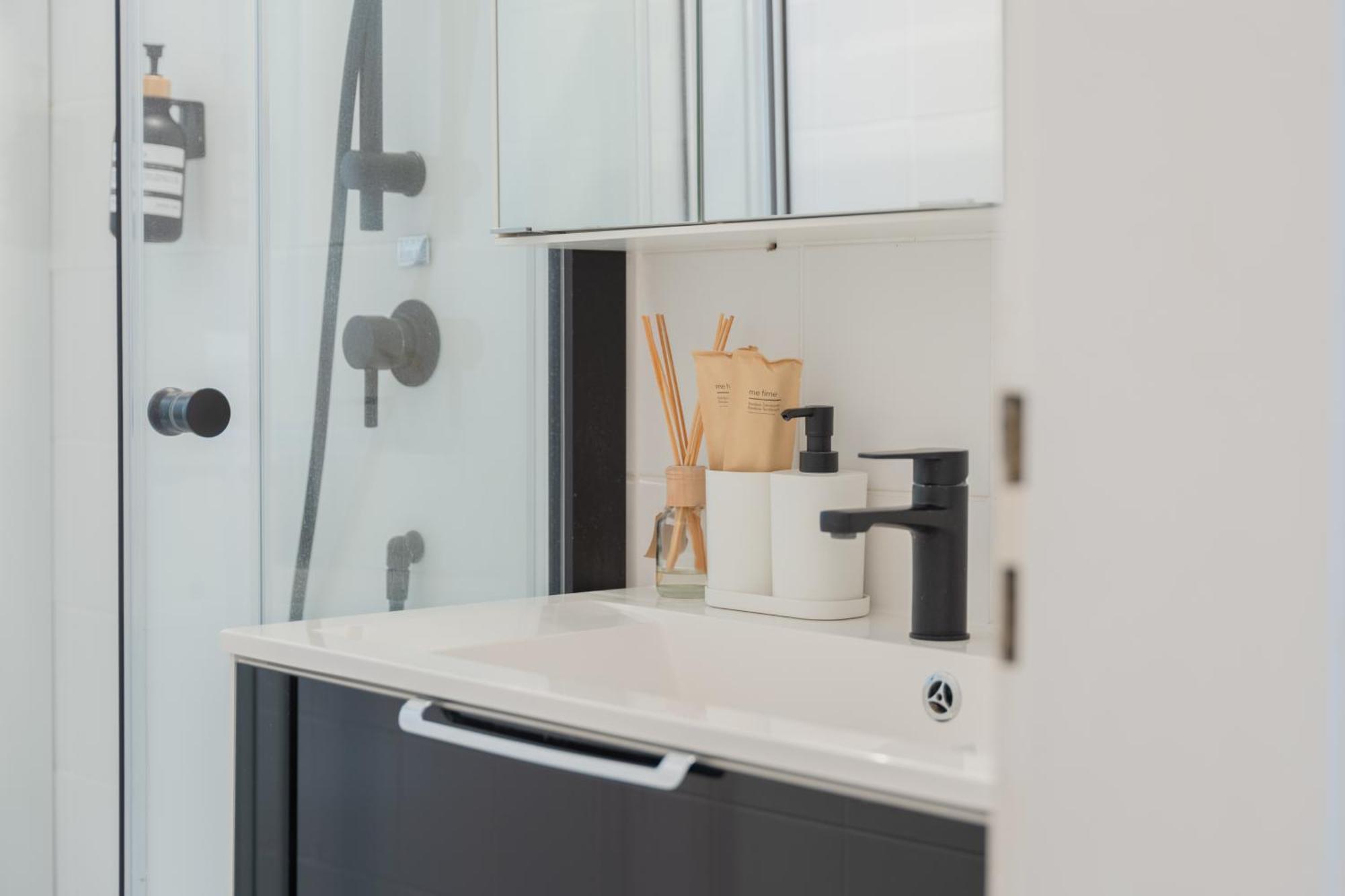 Modernes 4 Personen Zentral 56qm Wlan Gehobene Ausstattung Apartment *