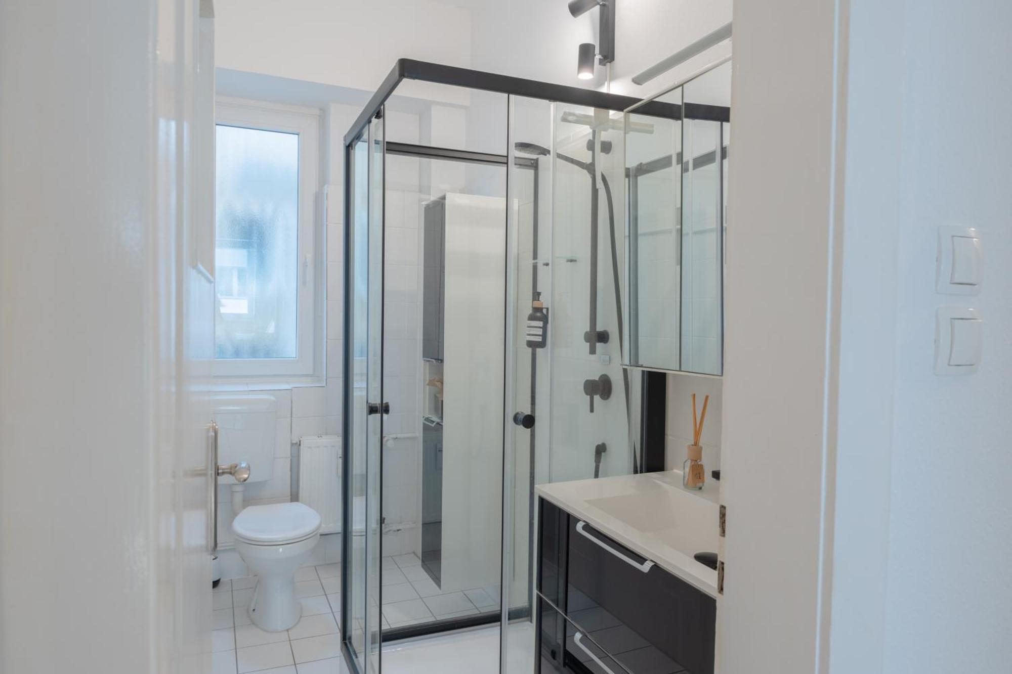 Apartment Modernes 4 Personen Zentral 56qm Wlan Gehobene Ausstattung *